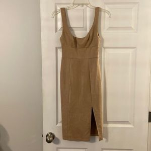 Saints + Secrets Dress size XS brand new with tags length 37” bust 24”
